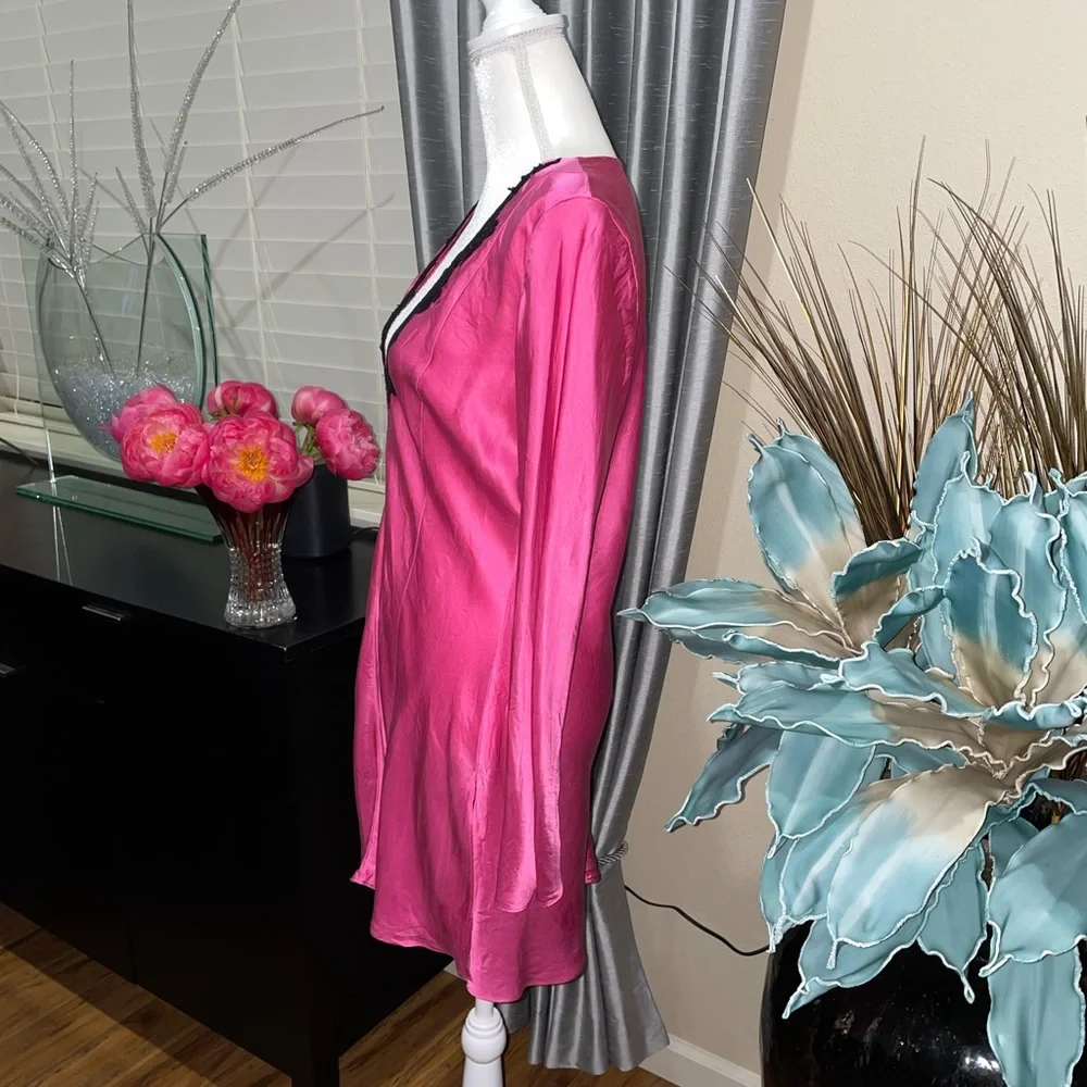 Frederick’s collection 100% silk sexy sleep dress - Picture 5 of 14